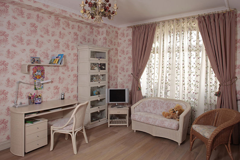 Provanso stiliaus mažo vaikų kambario dizainas