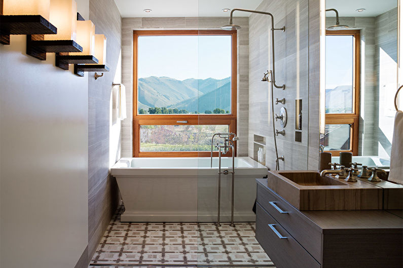 Šauras vannas istabas dizains - grīdas apdare