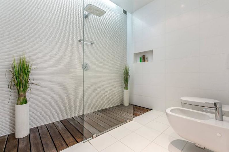 Valkoinen kylpyhuone - Sisustussuunnittelu 2018
