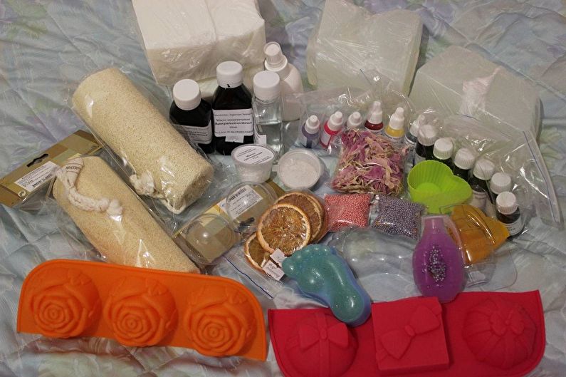 DIY gift for February 14 - “Heart” soap