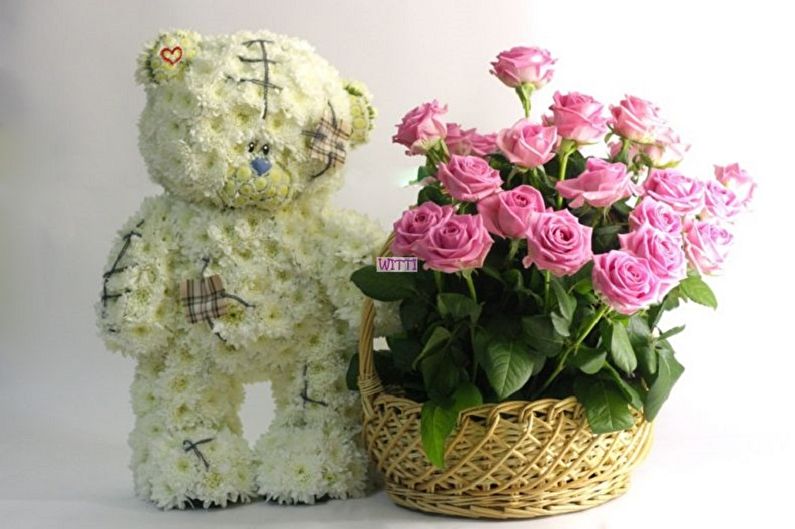 Prezent DIY na 14 lutego - Zabawka ze świeżych kwiatów