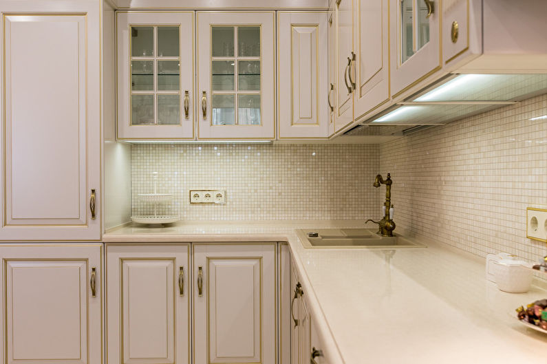 Bon Appetit: Classic-style kitchen interior