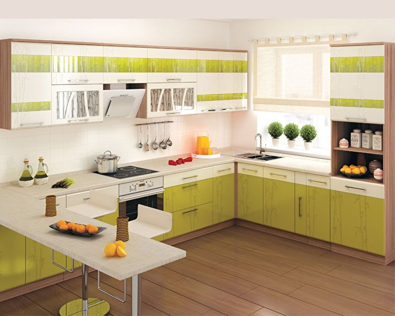 Бяло със зелено - Дизайн на кухня 9 кв.м.