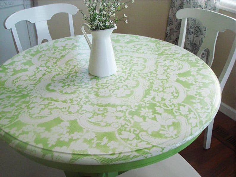 Festés keresztül tüll - DIY régi asztal dekoráció