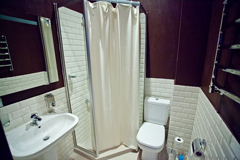 Suunnitelma pienestä 3 neliömetrin kylpyhuoneesta.