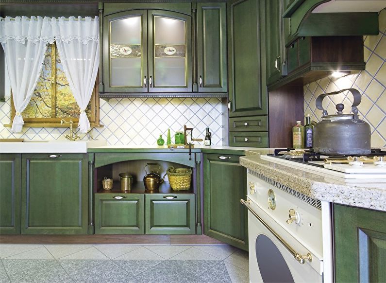 Provansas zaļās virtuves dizains