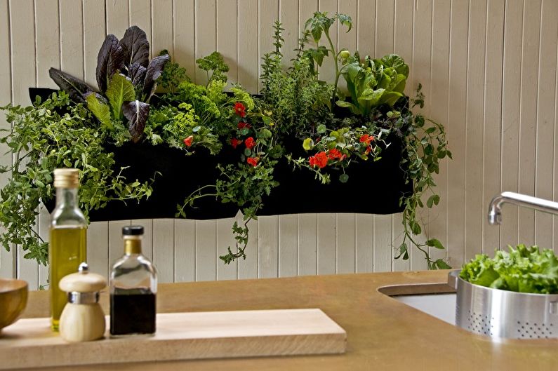 „DIY“ sienų dekoras - augalai