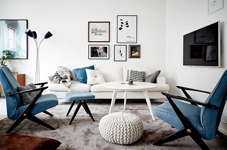 Malý obývací pokoj v bílém - interiérový design