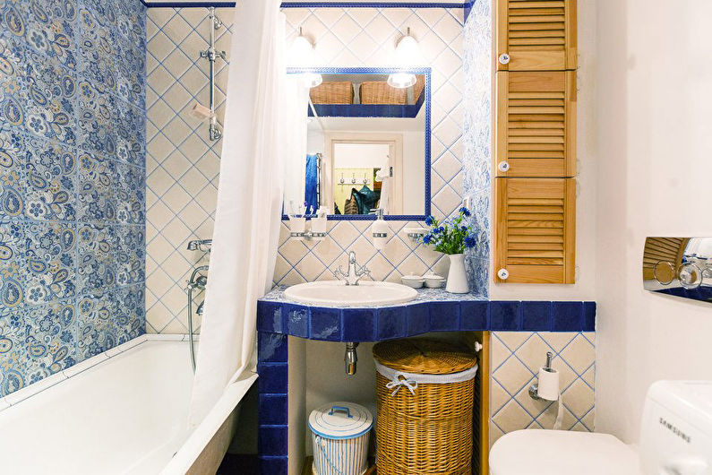 Vannas istabas dizains Hruščova - Provence stilā