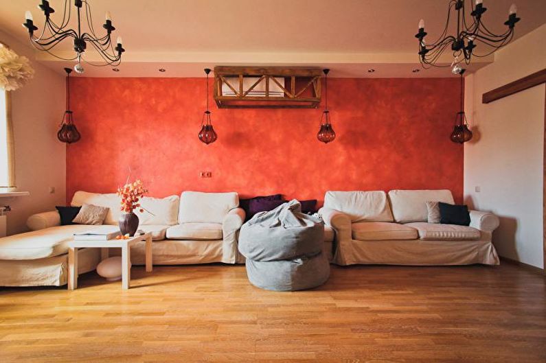 Interiørdesign i stue i middelhavsstil - foto
