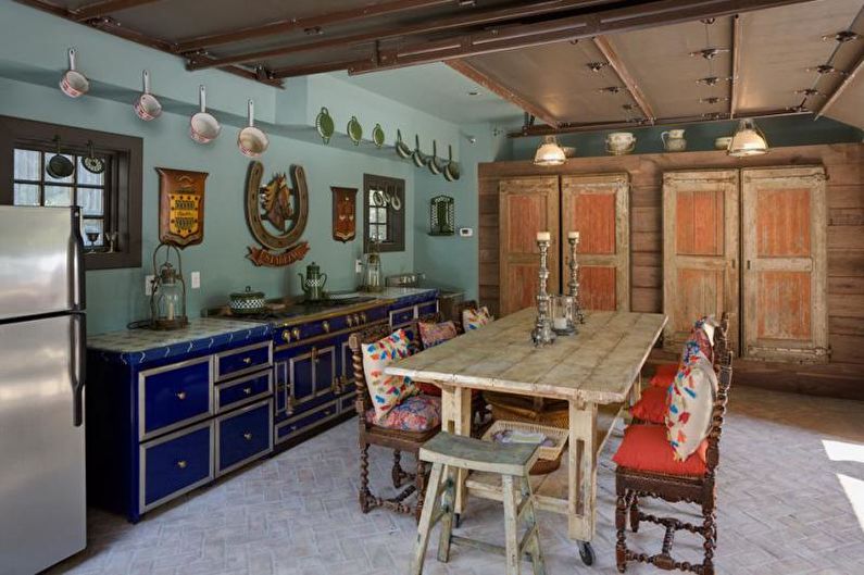 Viduržemio jūros stiliaus virtuvės interjero dizainas - nuotrauka
