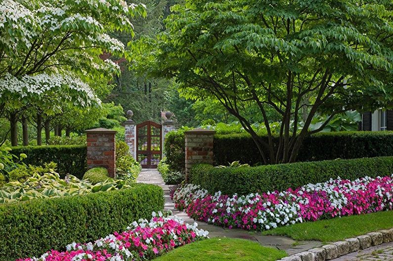 Fronteira - canteiro de flores na casa de campo, idéias para paisagismo