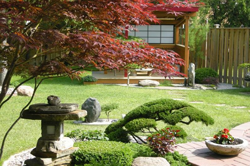 Japansk stil - Landskap av sommerhus