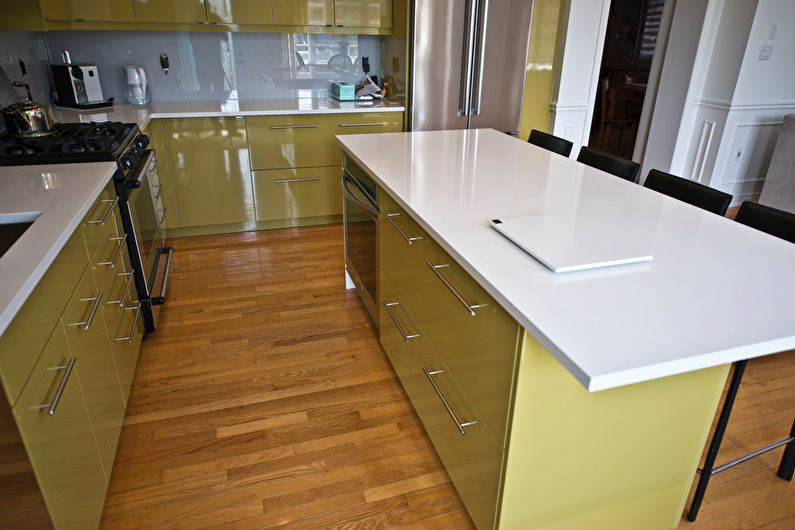 Design kuchyně v Olive - povrchová úprava podlahy