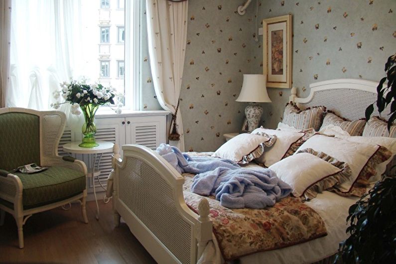 Спаваћа соба у стилу земље - фотографија са дизајном ентеријера