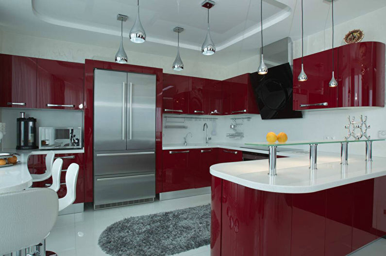 Raudona ant balto: Virtuvės interjeras, Sočis - 1 nuotrauka