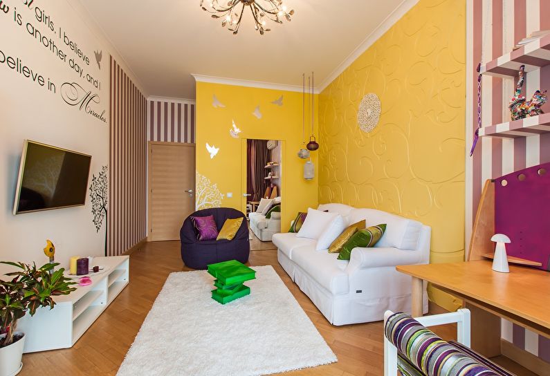 Dzeltenā dzīvojamā istaba Hruščovā - interjera dizains