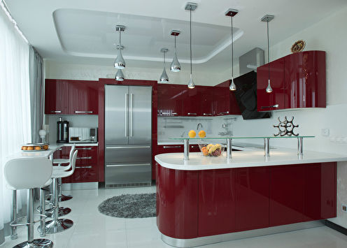 Červená na bílém: Interiér kuchyně, Soči