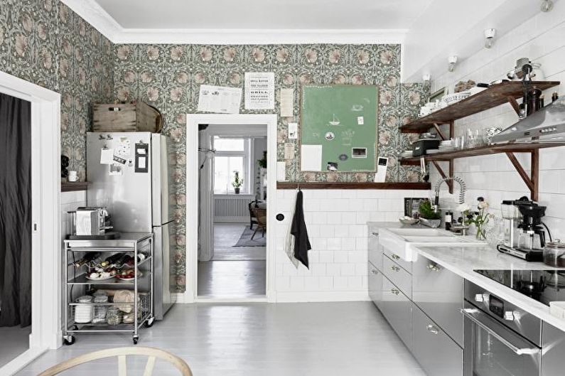 Papier peint gris dans la cuisine - Photo d'architecture d'intérieur