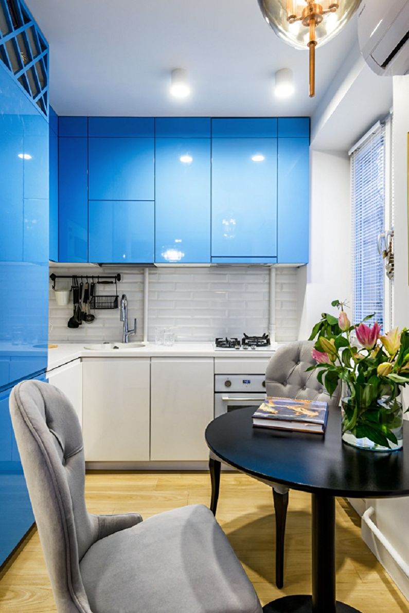 Zila virtuve mūsdienīgā stilā - Interjera dizains
