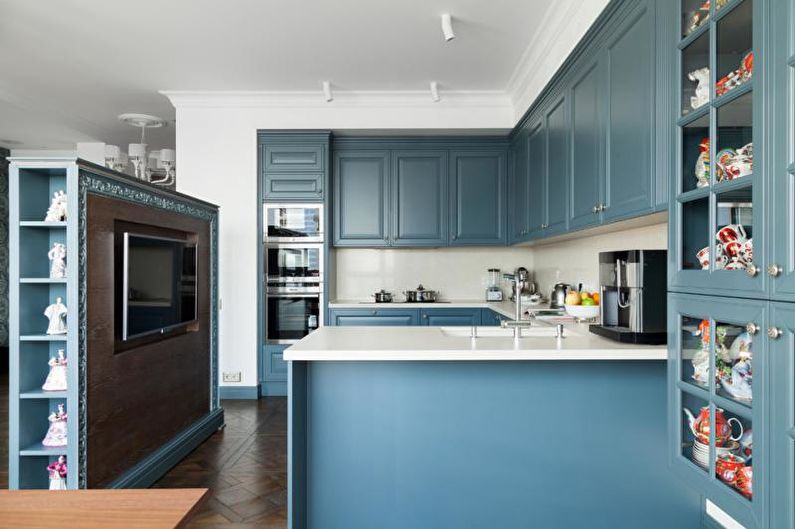 Дизајн ентеријера кухиње у плавим тоновима - фотографија