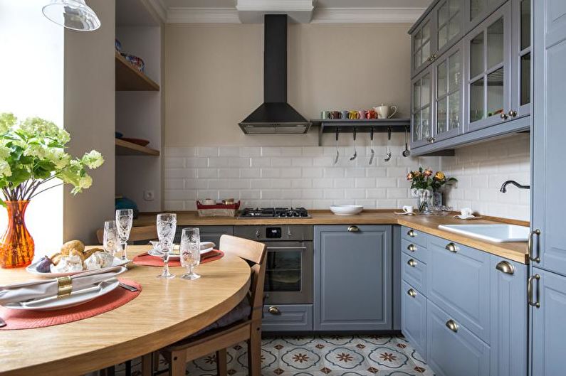 Design interiéru kuchyně v modrých tónech - foto