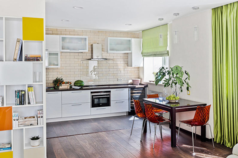 Bucătărie luminoasă într-un stil modern - Design interior