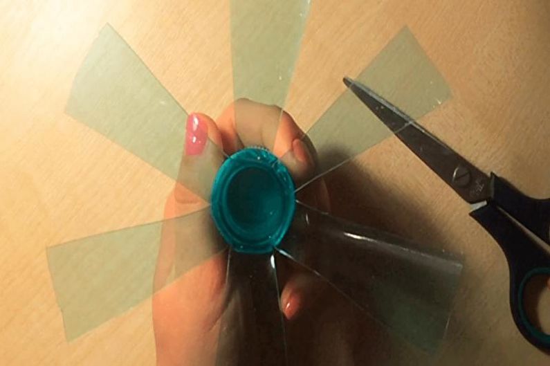 Направите занатске пластичне флаше за завесе - завесе и гибањ