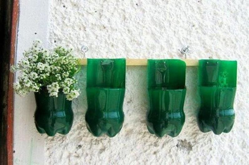 Amatniecības DIY plastmasas pudeles - foto
