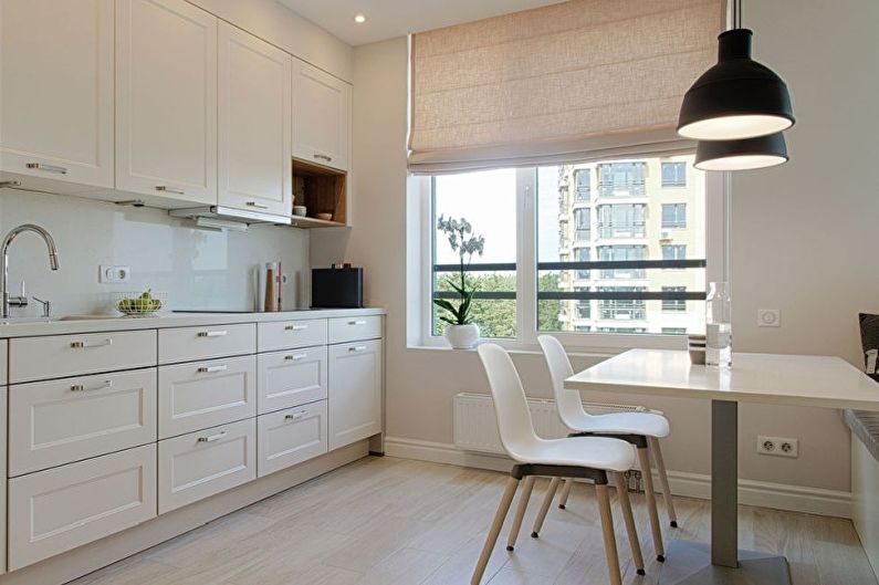 Balta modernaus stiliaus virtuvė - interjero dizainas