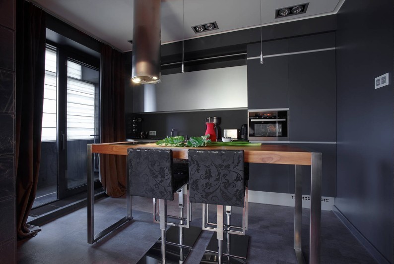Černá kuchyně v moderním stylu - interiérový design