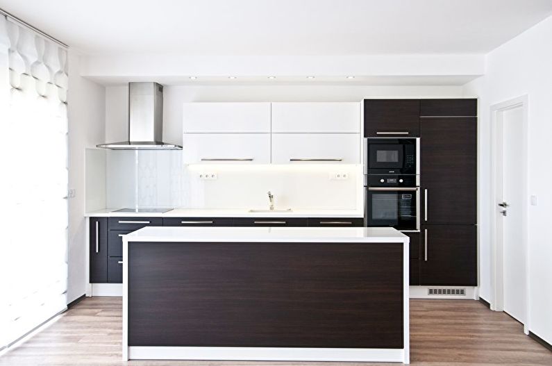 Virtuvė - minimalizmo stiliaus buto dizainas