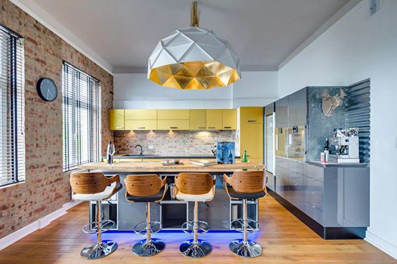 Žlutá podkrovní kuchyně - interiérový design