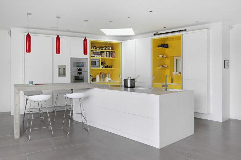 Dzeltenā virtuves dizains - griestu apdare