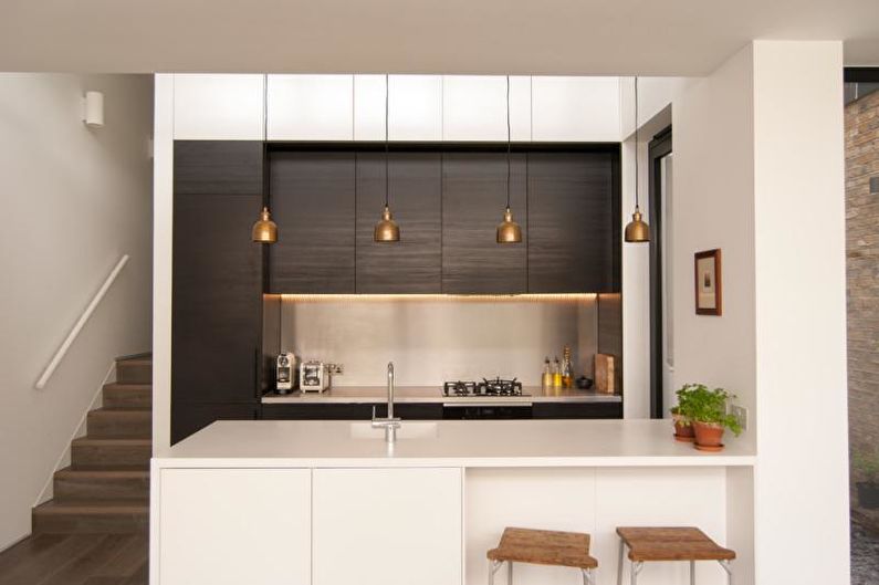 Bucătărie albă în stil modern - Design interior