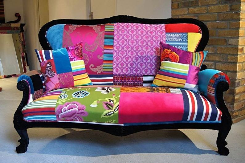 Décoration de meubles de style patchwork