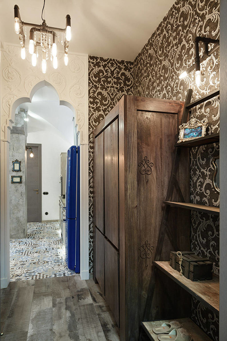 Tapet för korridoren i orientalisk stil - foto