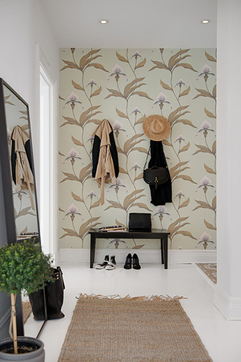 Hallway floral wallpaper - larawan