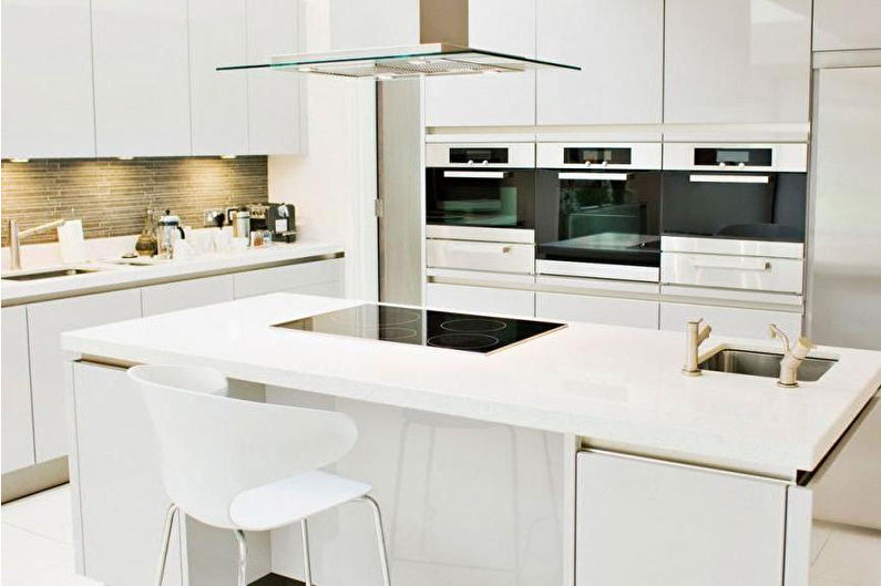 Reka bentuk dapur 8 sq.m. gaya minimalis