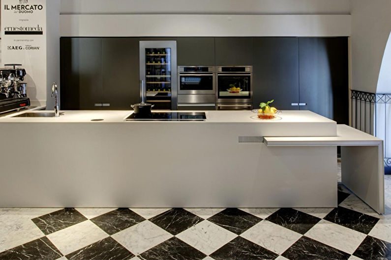 Kuchyně 8 m2 - podlahový design