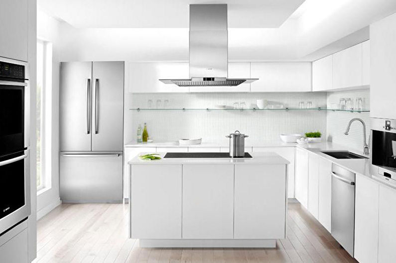 Unutarnji dizajn kuhinje je 8 m². - Fotografija