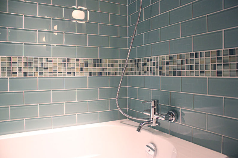 Materials for wall decoration in the bathroom - Glass tile