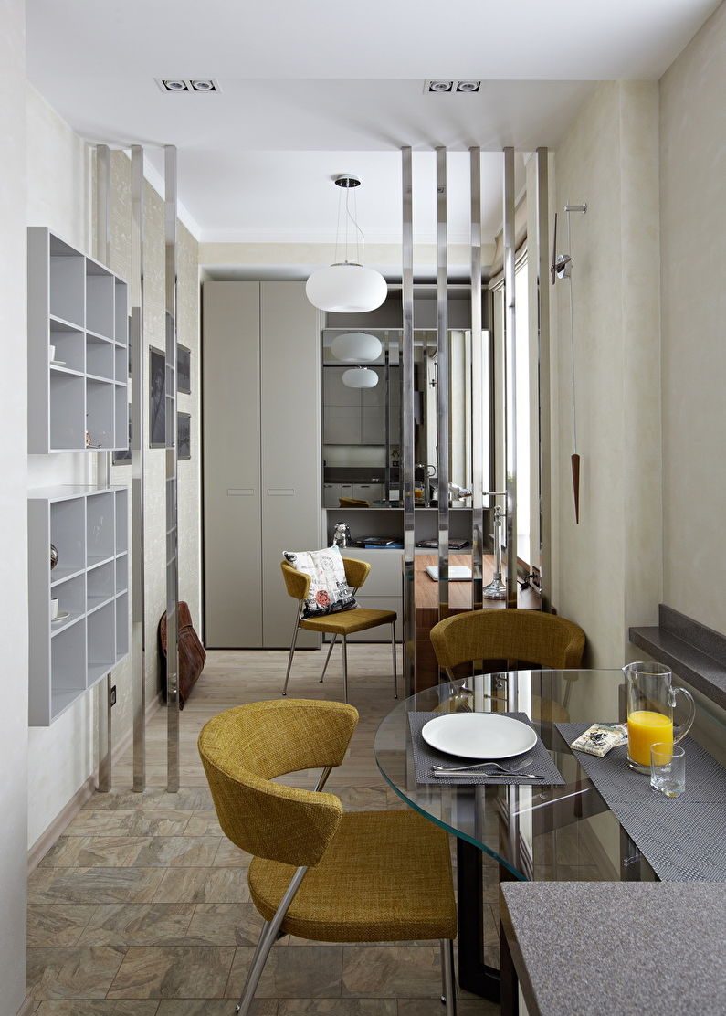 Interior de un pequeño apartamento de estilo moderno.