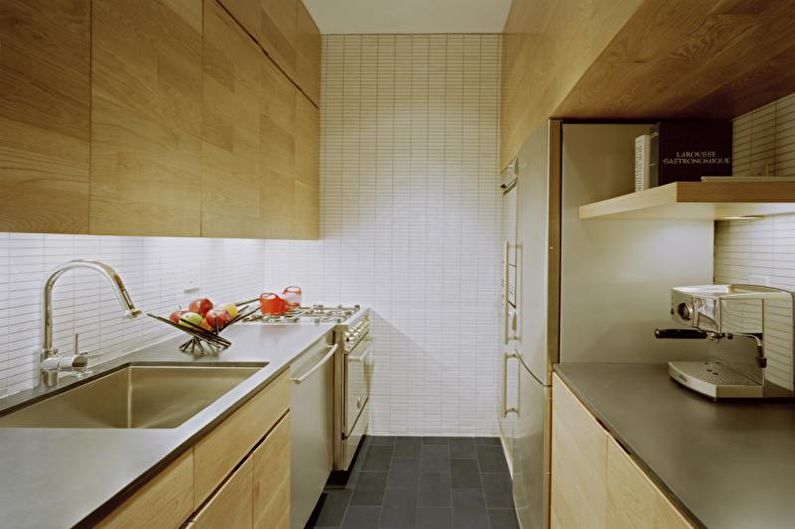Egy keskeny konyha belsőépítészete - fénykép