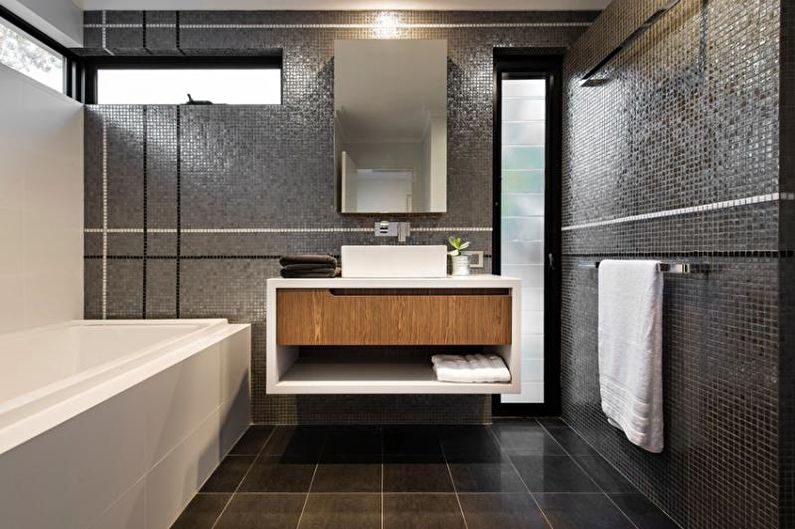 Vonios kambarys - aukštųjų technologijų plokščias dizainas