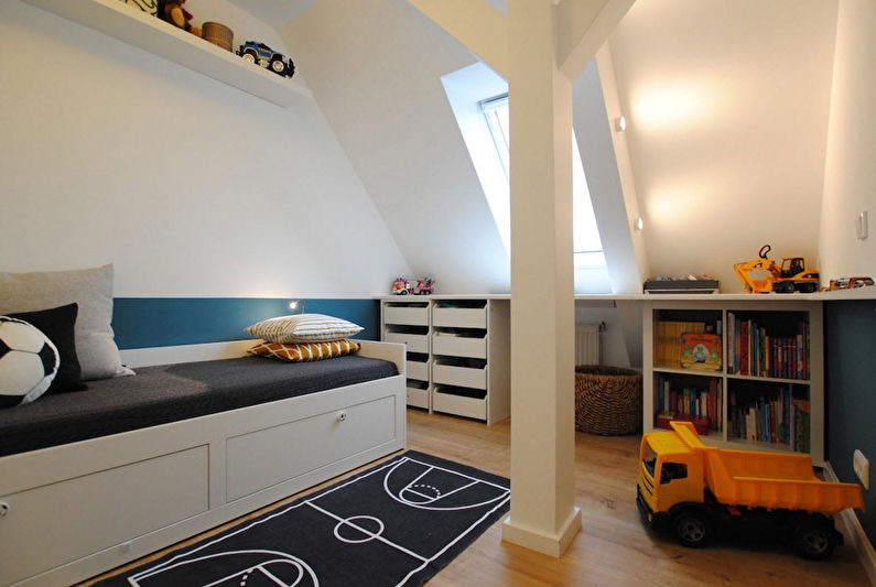 Интериорен дизайн на детска стая за момче - снимка