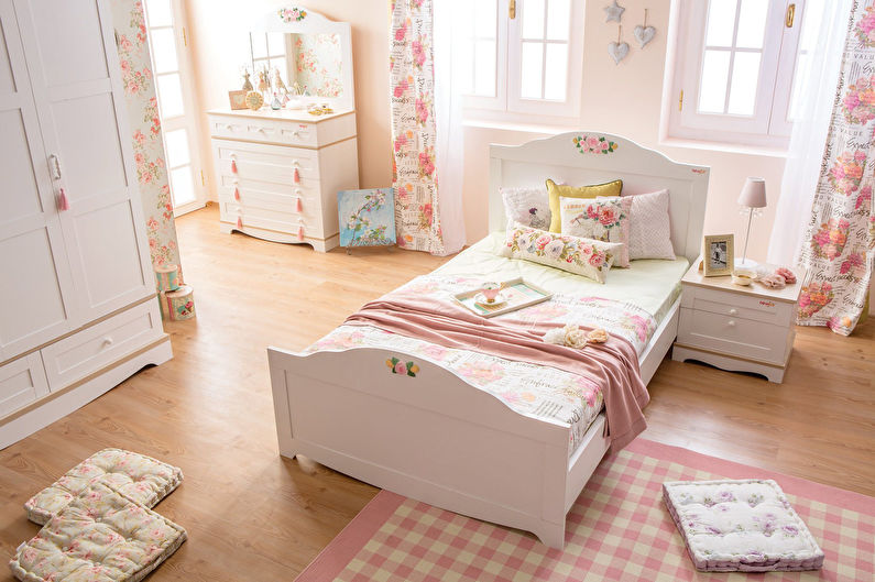 Růžový dětský pokoj pro dívku - interiérový design
