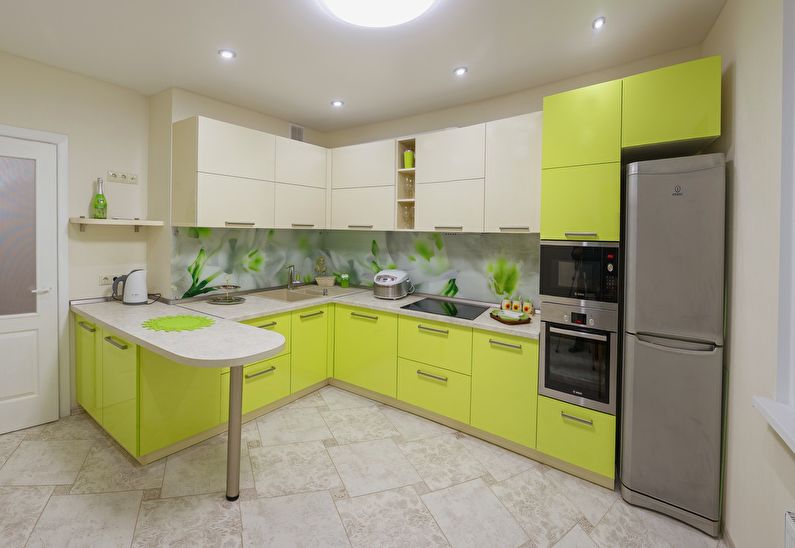 Le design intérieur de la cuisine est de 12 m². - photo