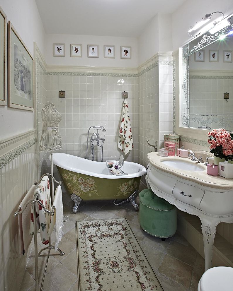 Design de interiores de um banheiro no estilo provence - foto