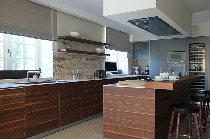 Bucătărie maro într-un stil modern - Design interior